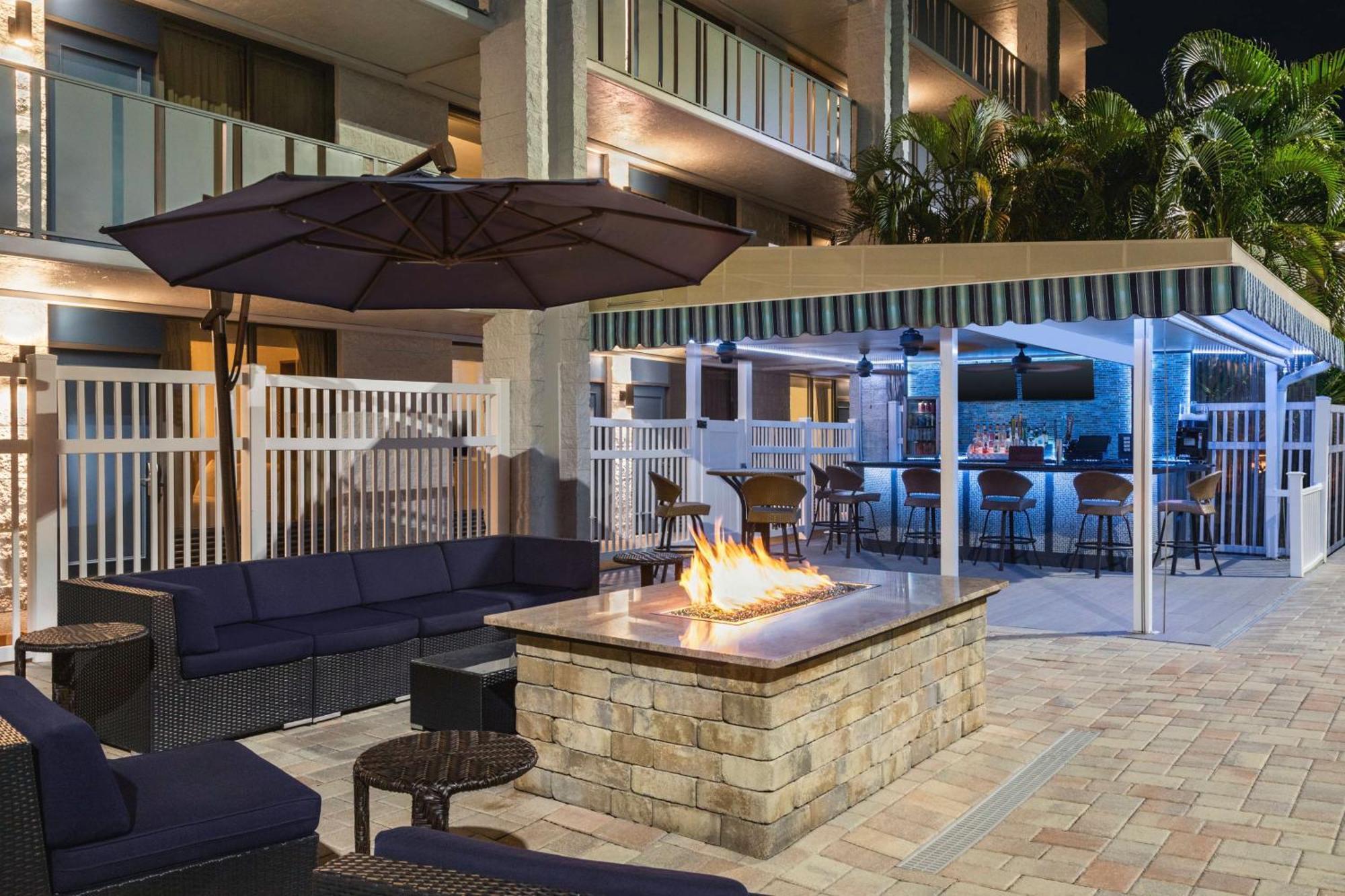 Spark By Hilton Sarasota Siesta Key Gateway Point O'Rocks Kültér fotó
